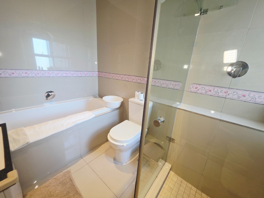 3 Bedroom Property for Sale in Parklands North Western Cape